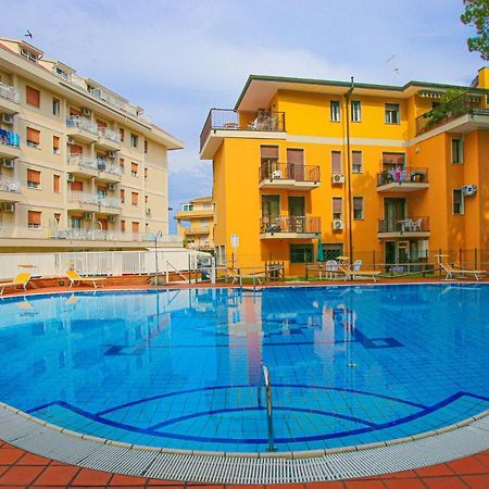 Residences La Rustica&Elite Eraclea Mare Exterior foto
